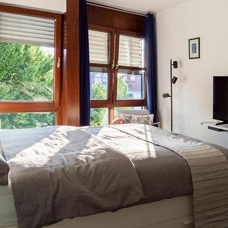 Zentrale Ruhige Wohnung Mit Parkplatz Paderborn Zewnętrze zdjęcie