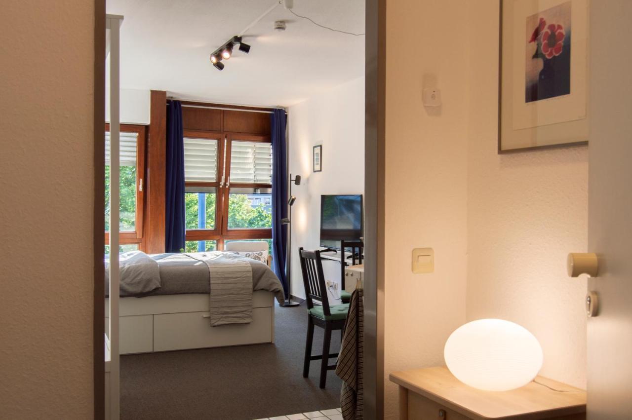 Zentrale Ruhige Wohnung Mit Parkplatz Paderborn Zewnętrze zdjęcie